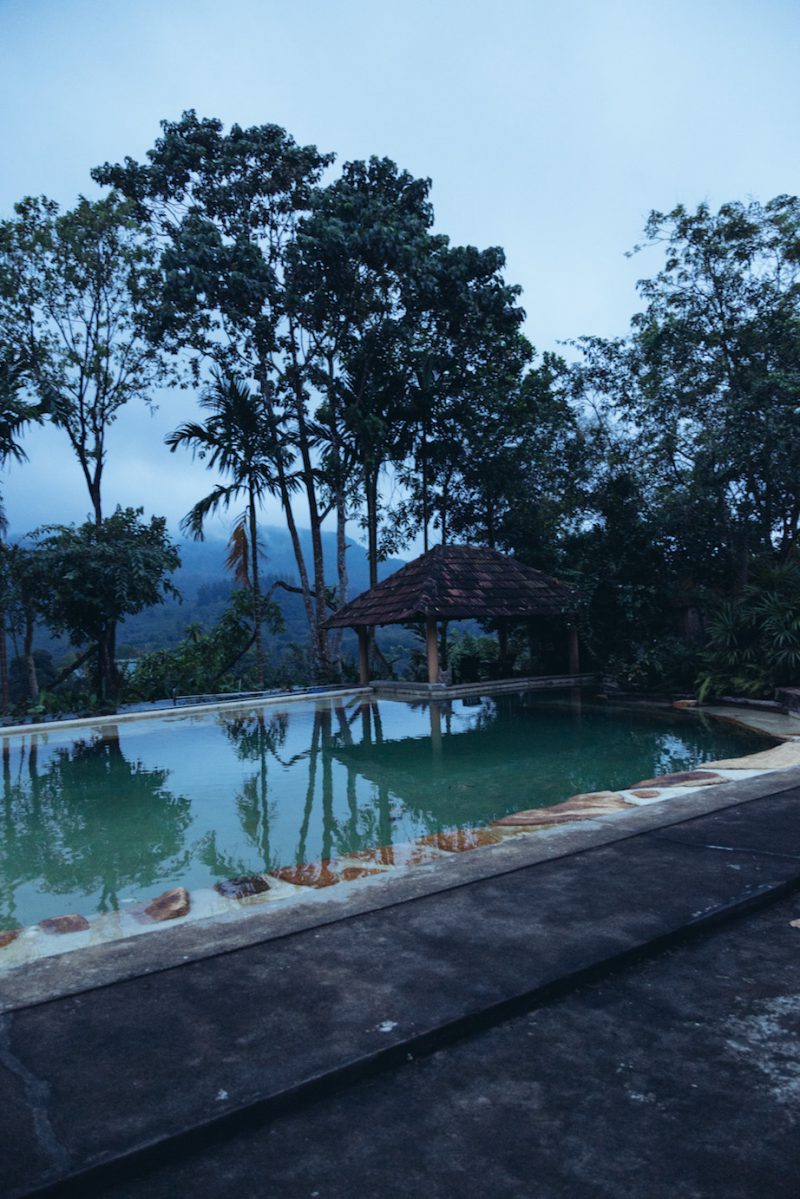 Nicobar's Guide to Sri Lanka